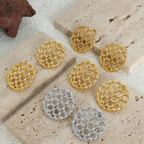 24K Gold Vintage Inspired Earrings*Statement Earrings*Waterproof Jewelry* - Picture 3 of 6